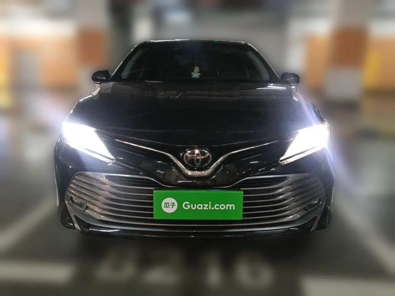Toyota Camry 2018 2.0G Luxury Edition — миниатюра 2