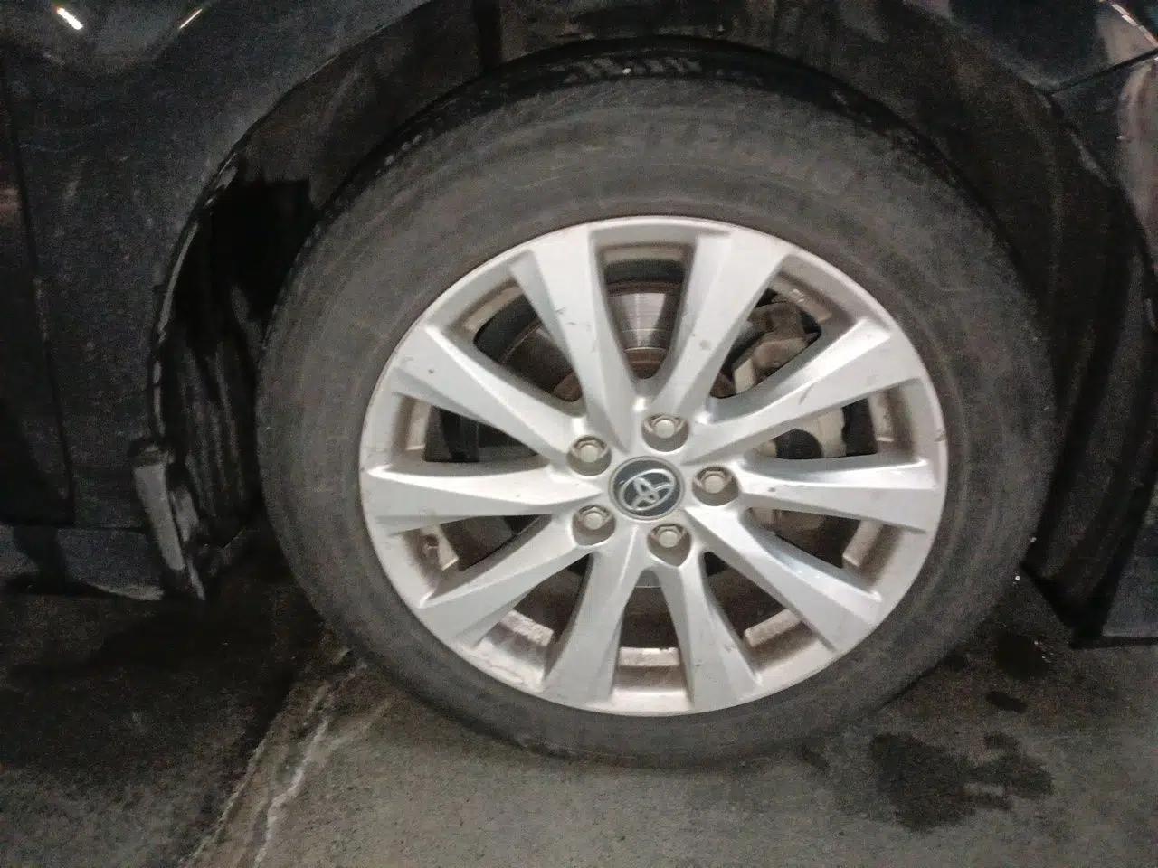 Toyota Camry 2018 2.0G Luxury Edition — миниатюра 8