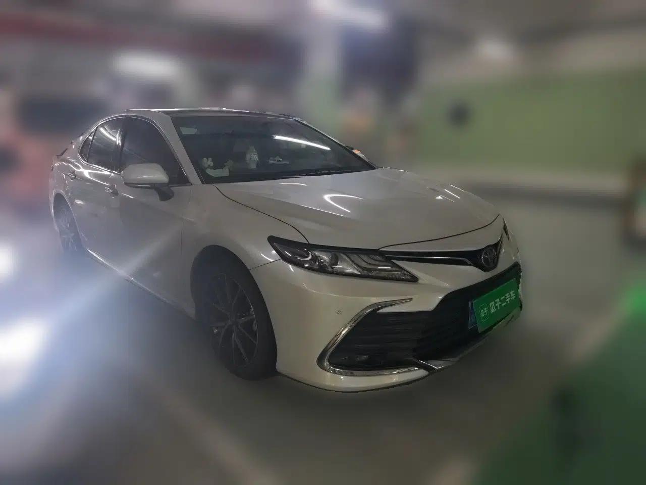 Toyota Camry 2023 2.5G Luxury Edition — миниатюра 3