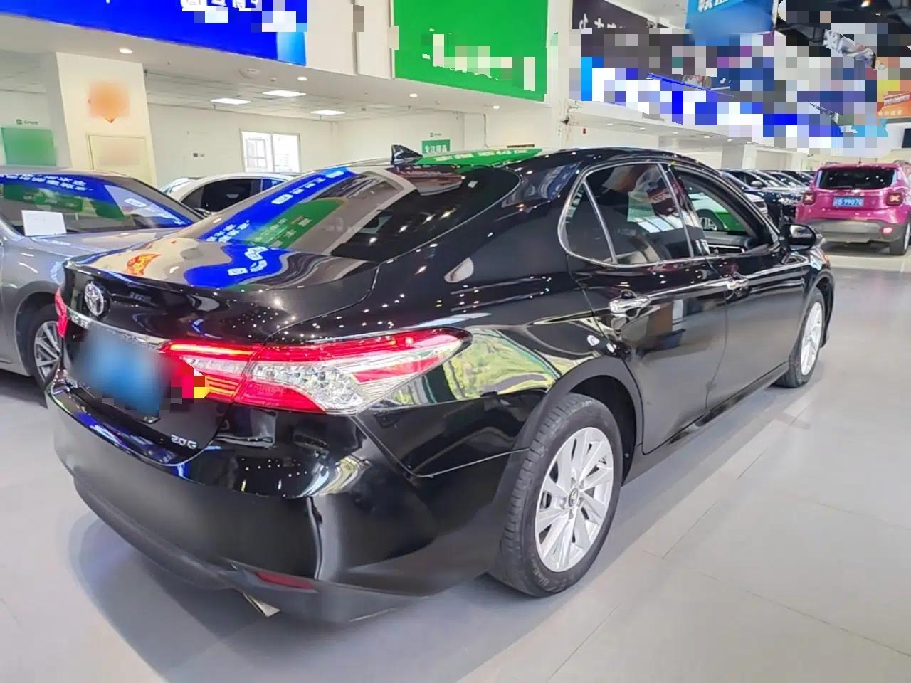 Toyota Camry 2021 2.0G Luxury Edition — миниатюра 6
