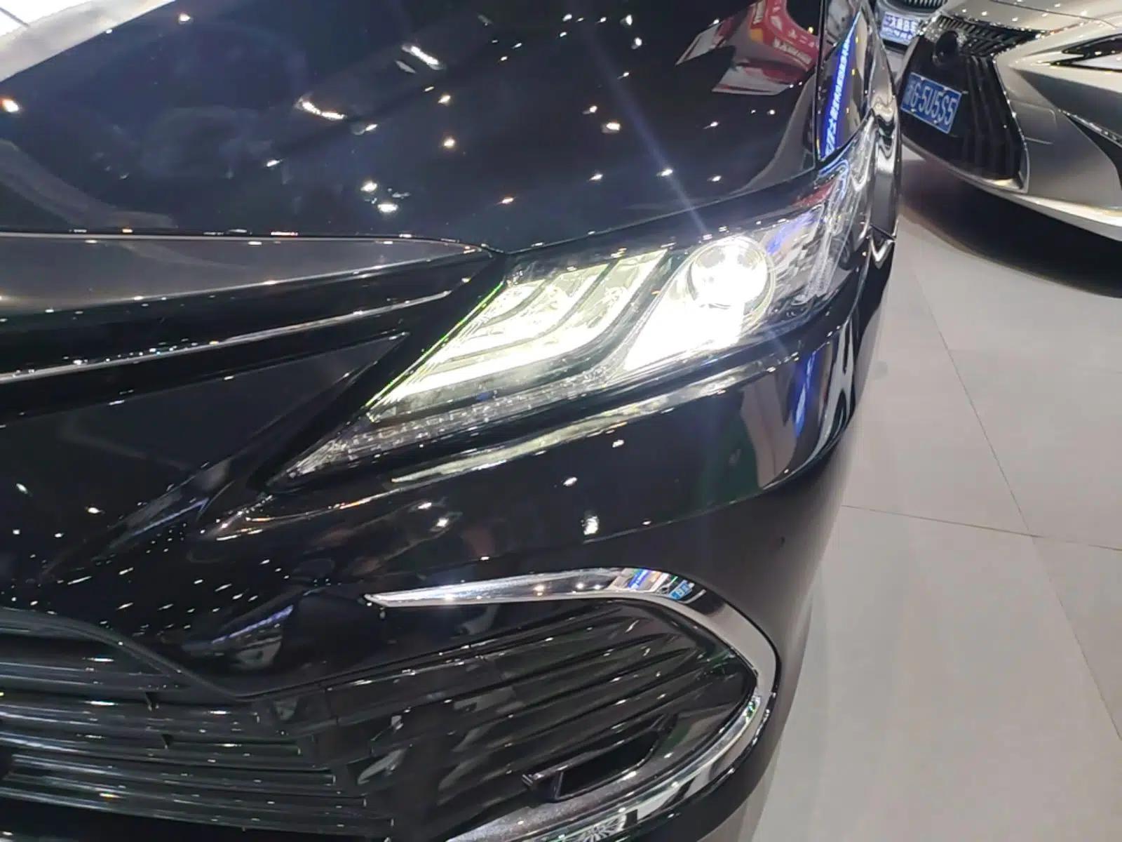 Toyota Camry 2021 2.0G Luxury Edition — миниатюра 8