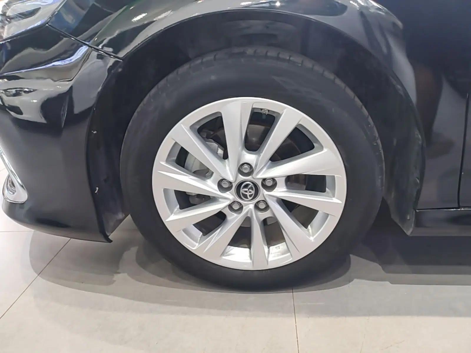 Toyota Camry 2021 2.0G Luxury Edition — миниатюра 10