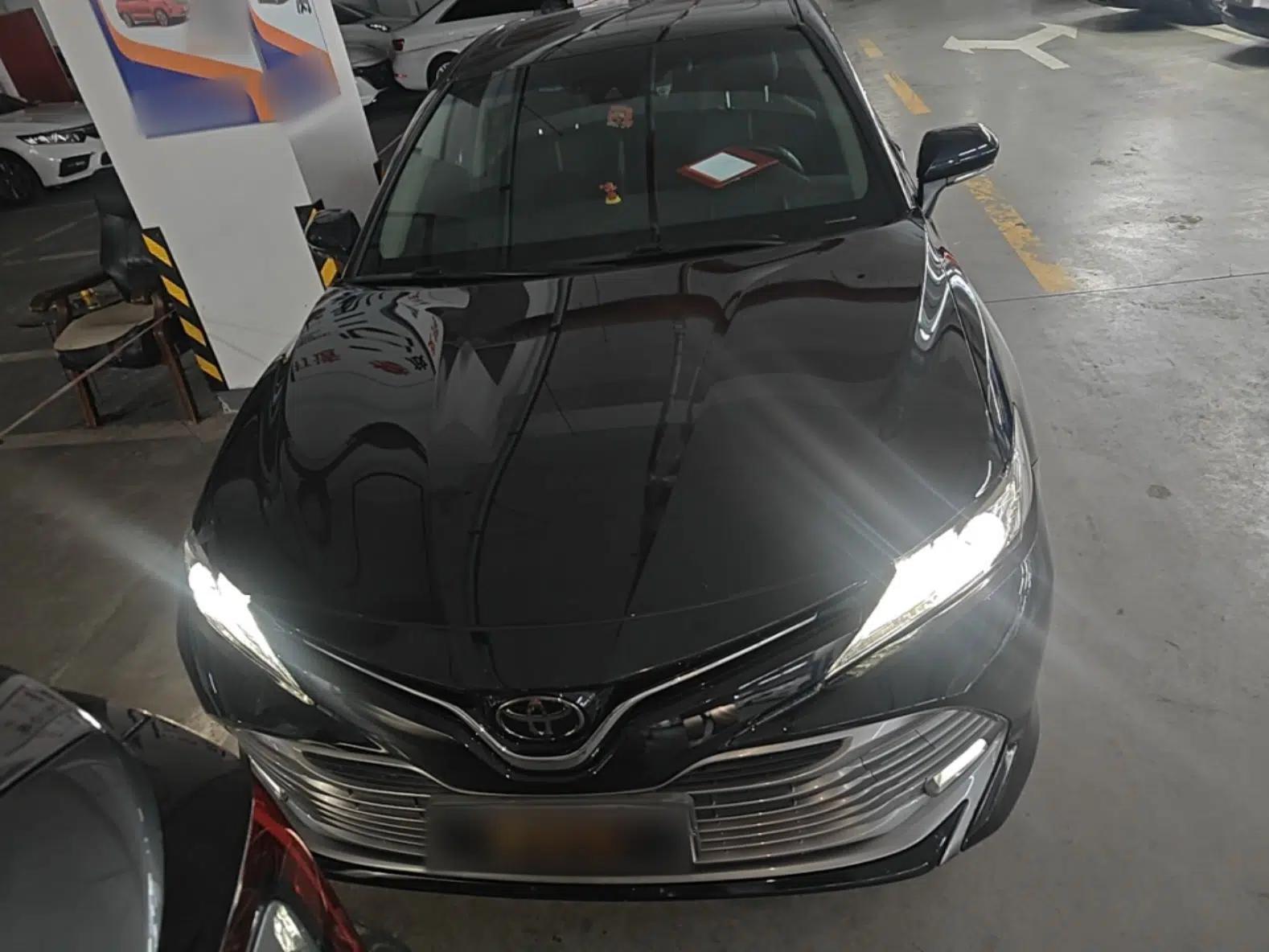 Toyota Camry 2019 Revised Version 2.0G Luxury Edition — миниатюра 2