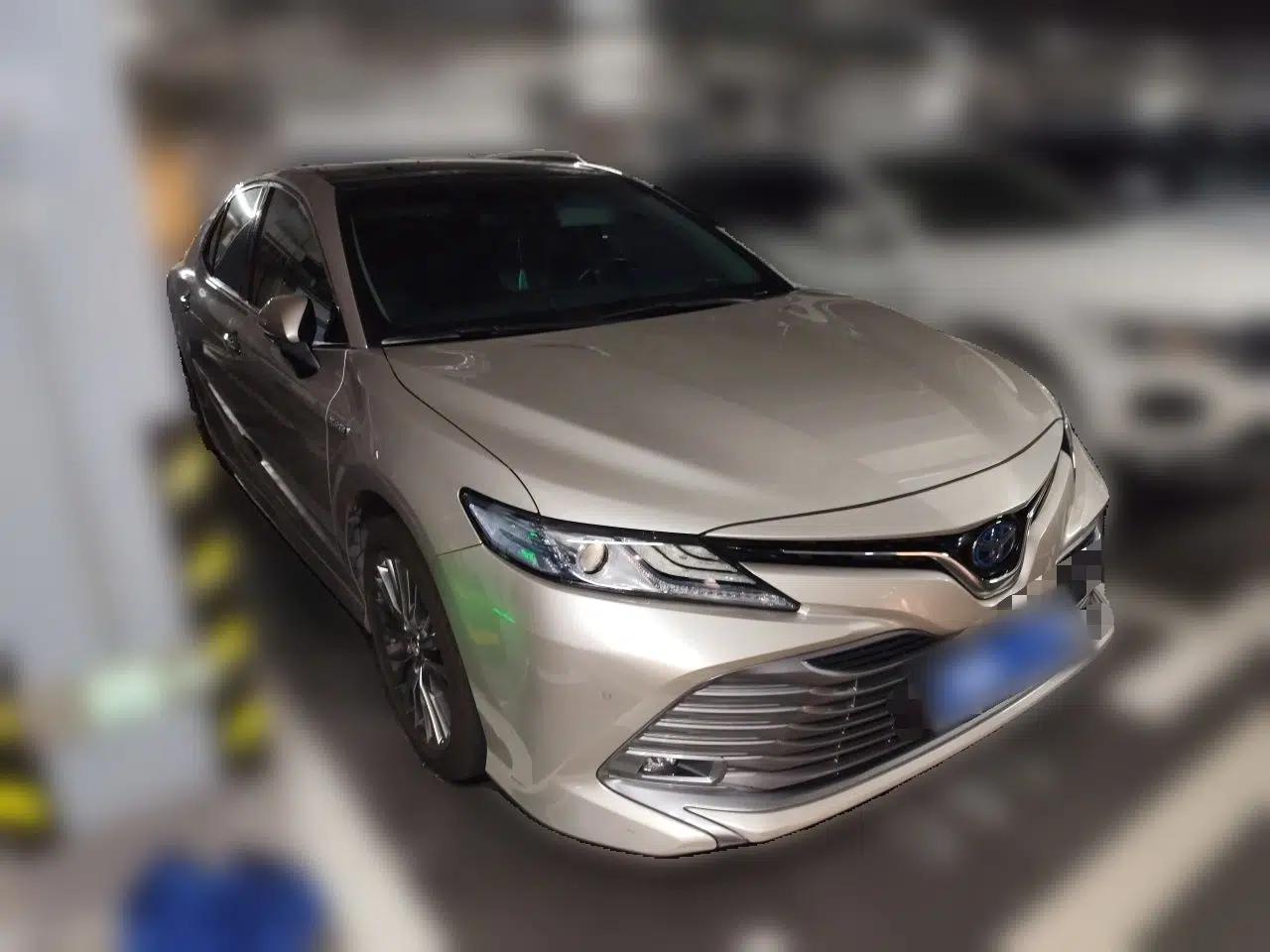 Toyota Camry 2019 Revised Version 2.5G Luxury Edition — миниатюра 3