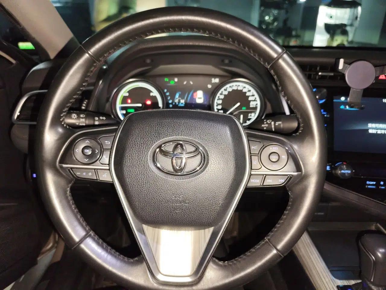 Toyota Camry 2019 Revised Version 2.5G Luxury Edition — миниатюра 10