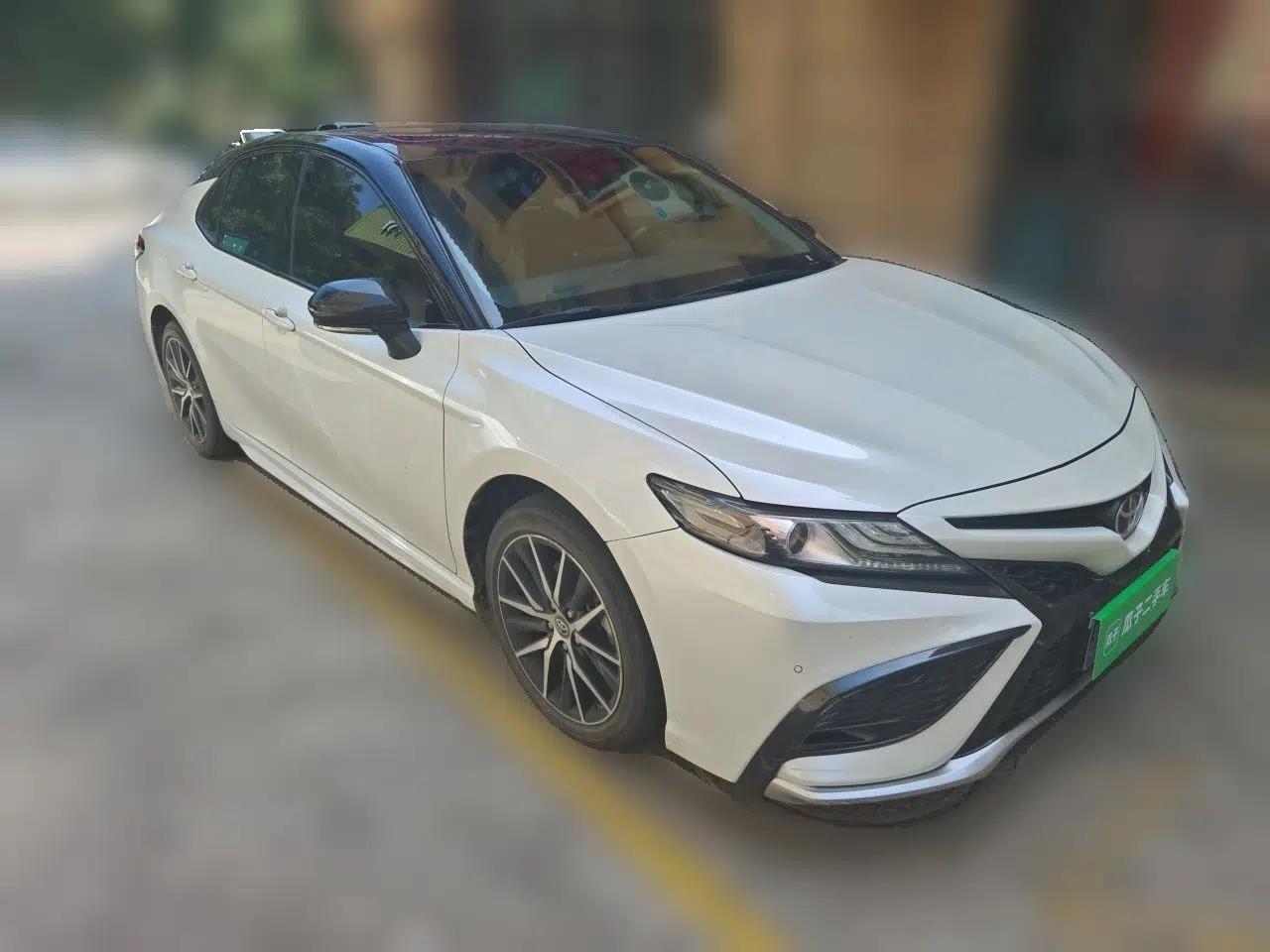 Toyota Camry 2023 2.0S Knight Edition — миниатюра 3