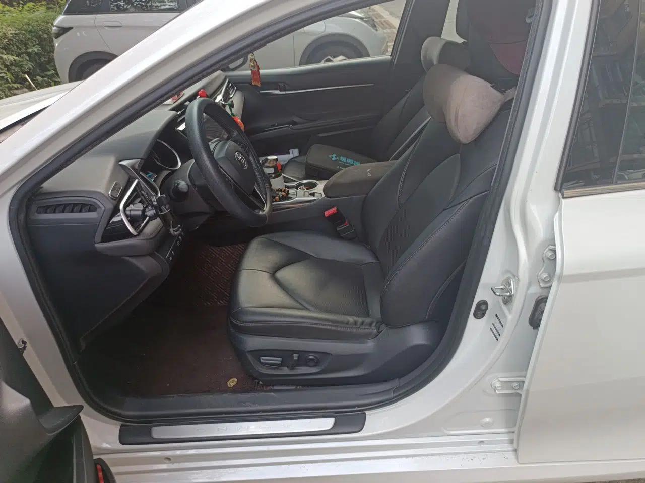 Toyota Camry 2019 Revised Version 2.0G Luxury Edition — миниатюра 15