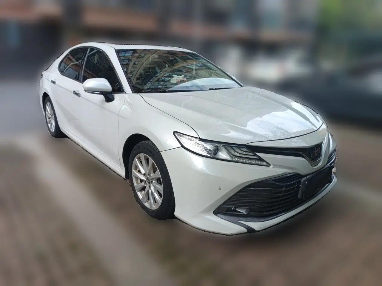 Toyota Camry 2019 Revised Version 2.0G Luxury Edition — миниатюра 3