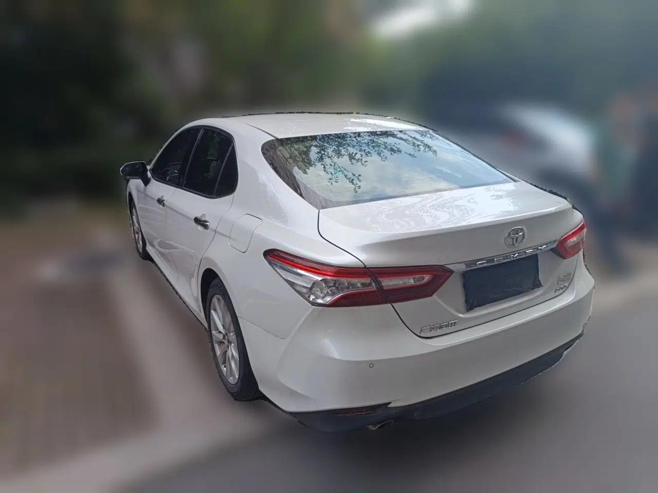 Toyota Camry 2019 Revised Version 2.0G Luxury Edition — миниатюра 4