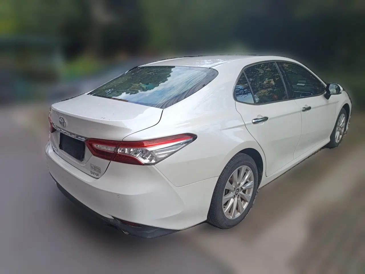 Toyota Camry 2019 Revised Version 2.0G Luxury Edition — миниатюра 6