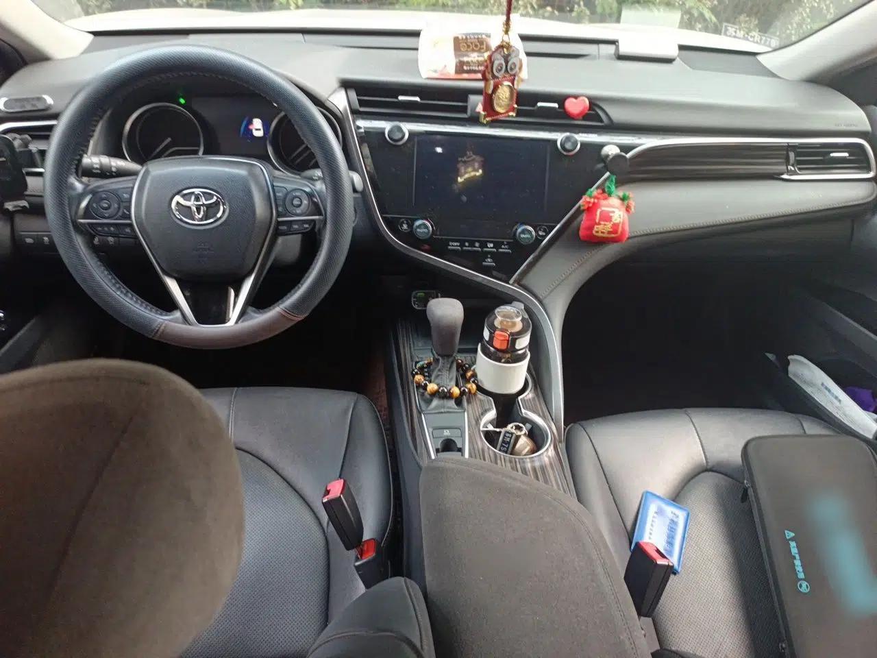 Toyota Camry 2019 Revised Version 2.0G Luxury Edition — миниатюра 9