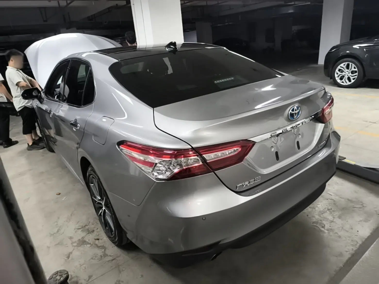 Toyota Camry 2021 Dual-Motor 2.5HG Luxury Edition — миниатюра 4