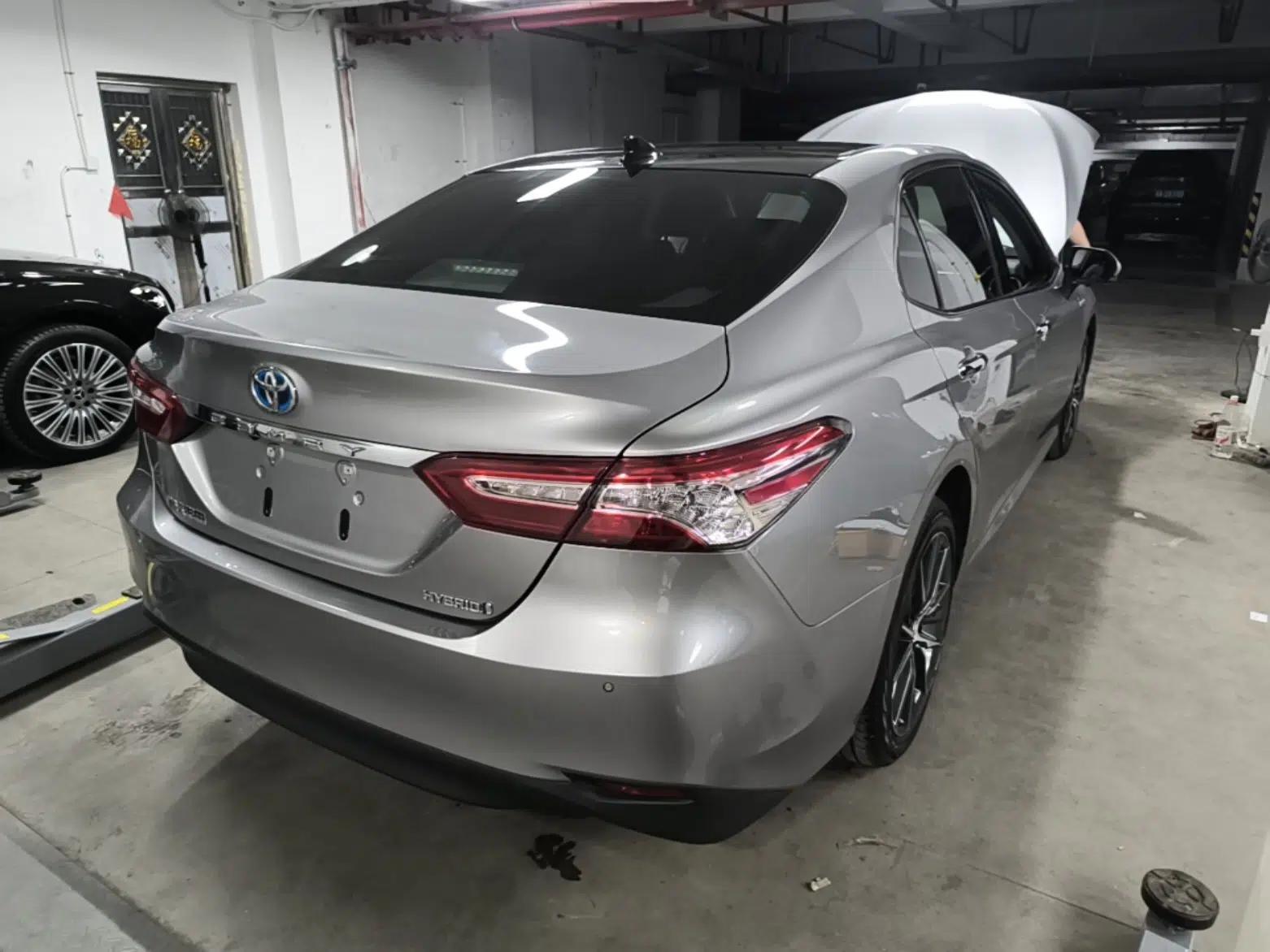 Toyota Camry 2021 Dual-Motor 2.5HG Luxury Edition — миниатюра 6