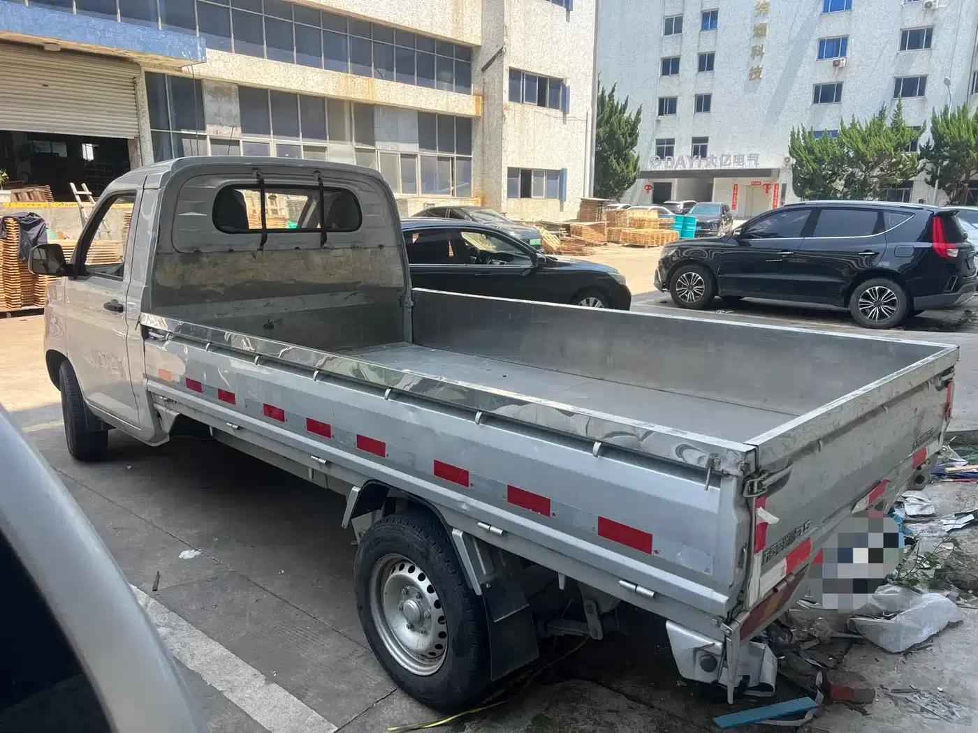 Wuling Rongguang New Truck 2023 Model 2.0L Single Cab Basic Type LJM20B — миниатюра 6