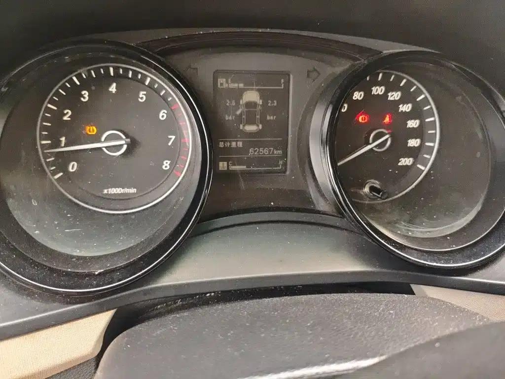 Wuling Journey 2021 1.5T Manual Deluxe Edition — миниатюра 9
