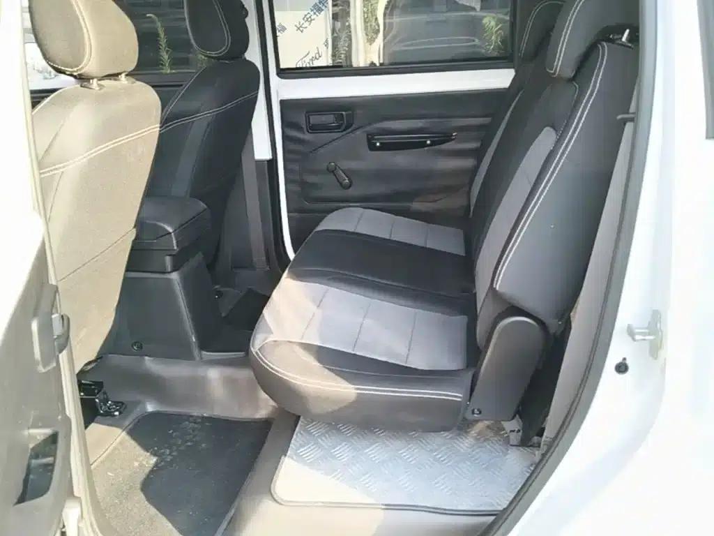 Wuling Hongguang PLUS 2019 1.5T Manual Standard 5-Seater — миниатюра 17