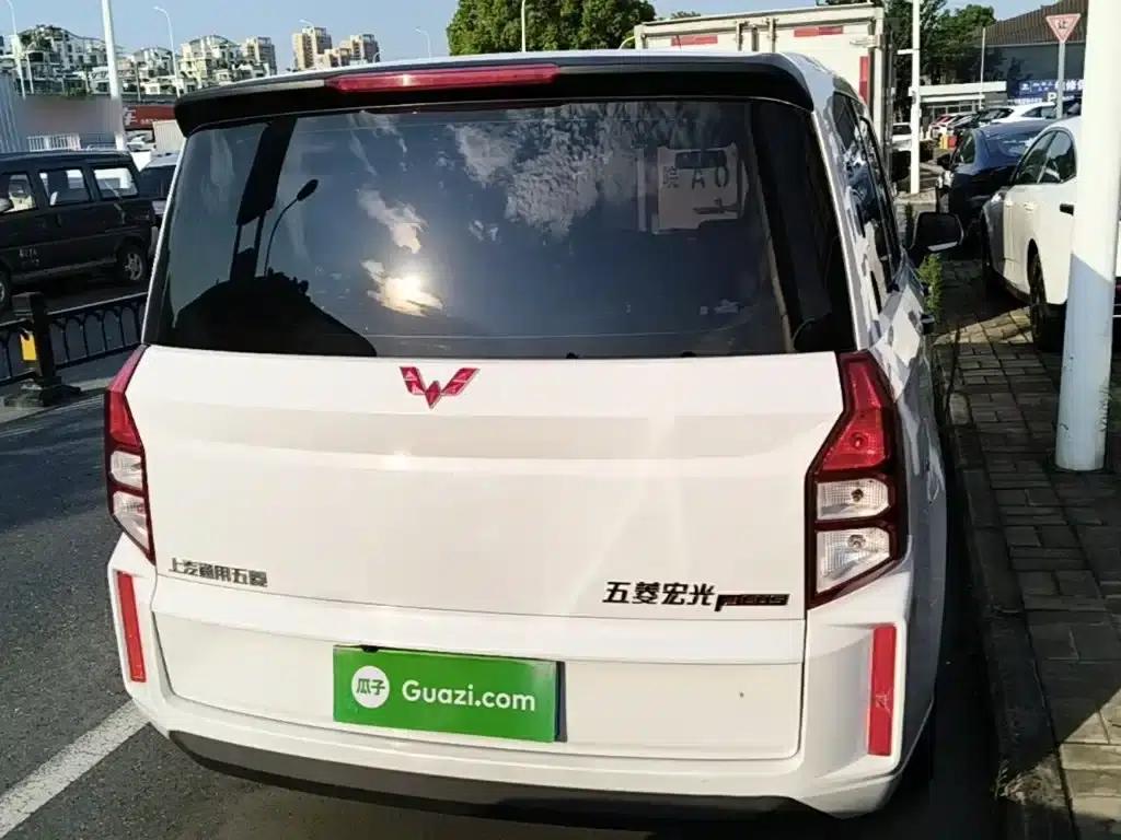 Wuling Hongguang PLUS 2019 1.5T Manual Standard 5-Seater — миниатюра 6
