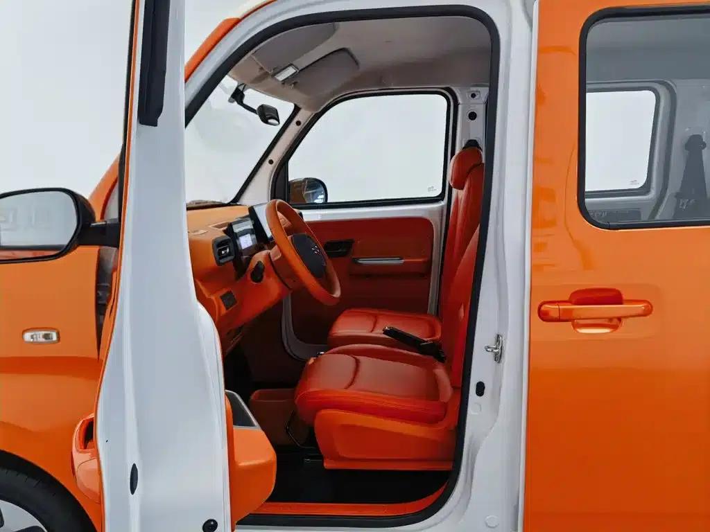 Wuling Sunshine New Energy 2025 Model, 201km/h Comfort Edition — миниатюра 10