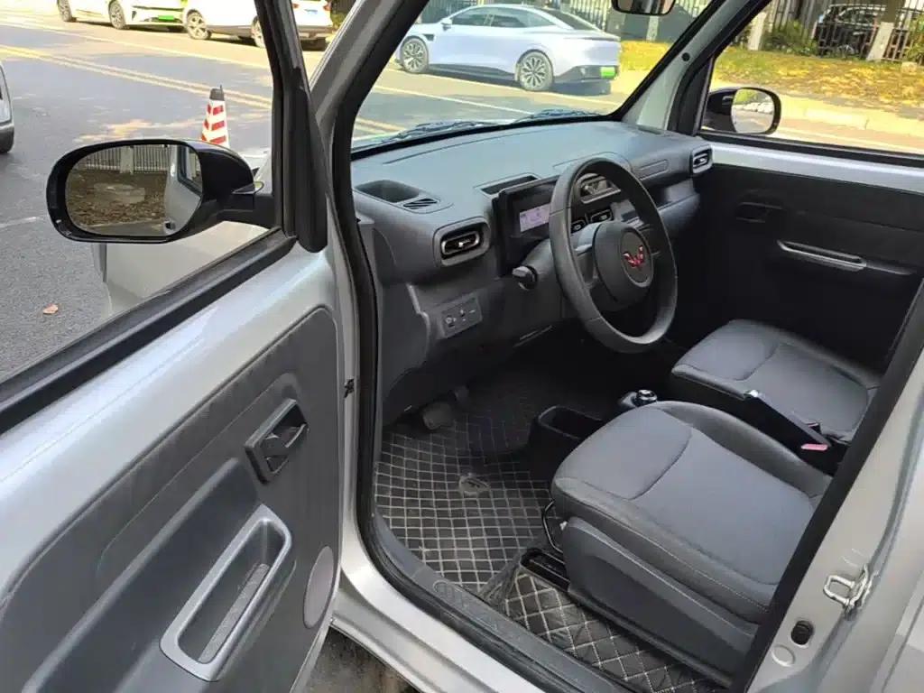 Wuling Sunshine New Energy 2025 Model, 201km/h Comfort Edition — миниатюра 16