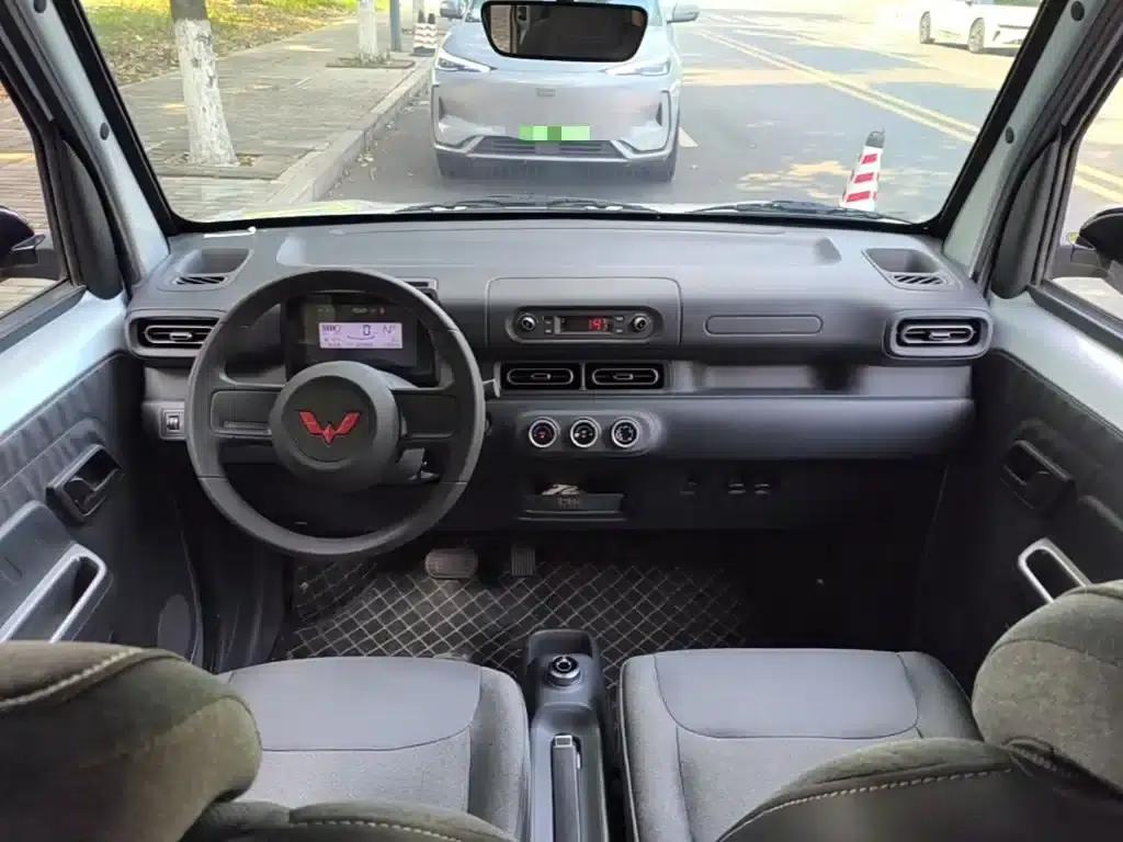 Wuling Sunshine New Energy 2025 Model, 201km/h Comfort Edition — миниатюра 10