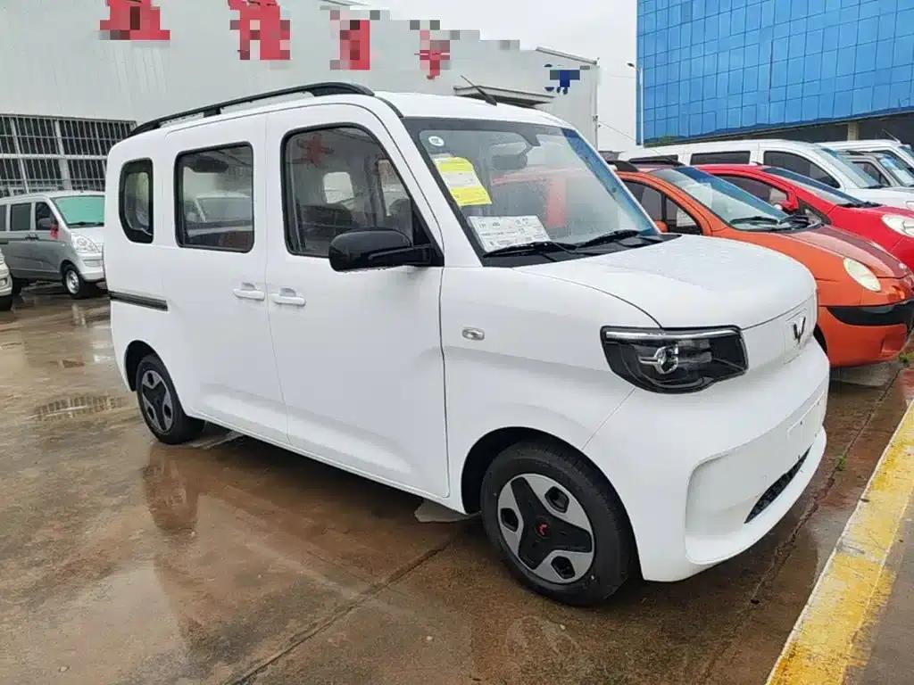 Wuling Sunshine New Energy 2025 Model 305km/h Progressive Edition — миниатюра 4