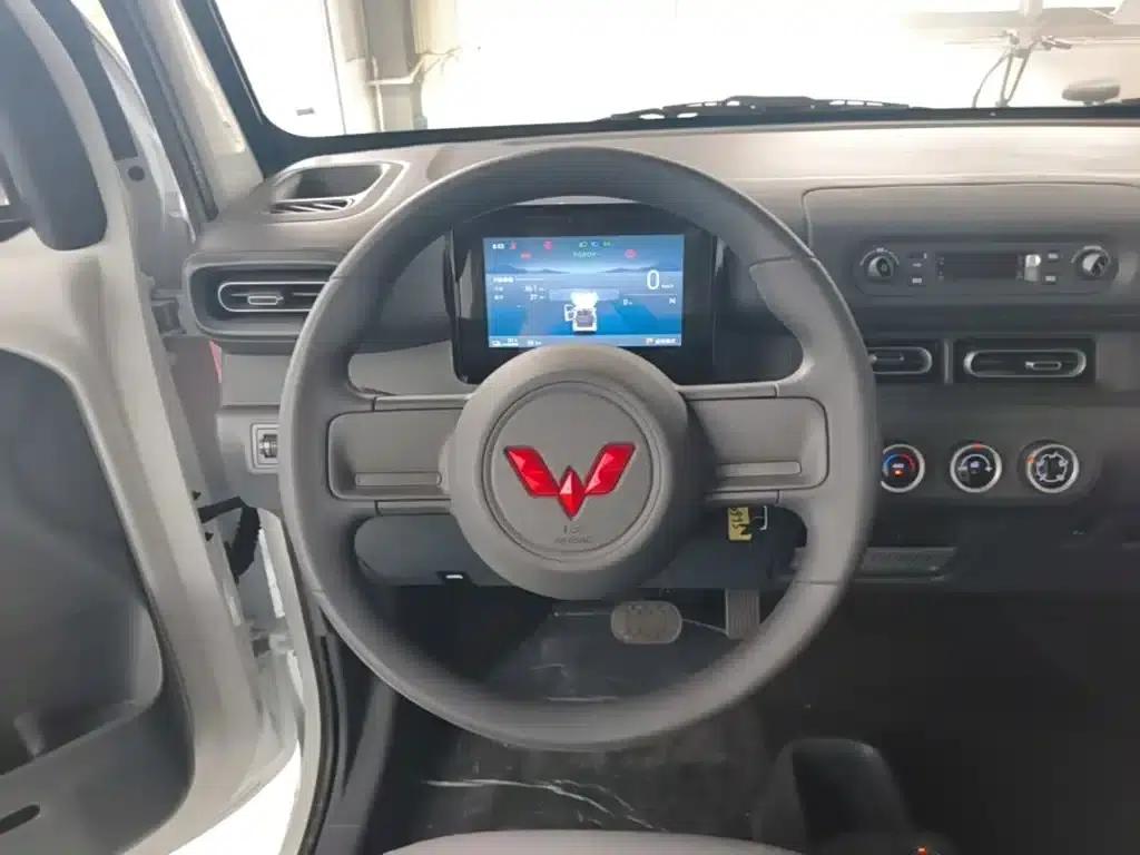 Wuling Sunshine New Energy 2025 Model 305km/h Progressive Edition — миниатюра 11