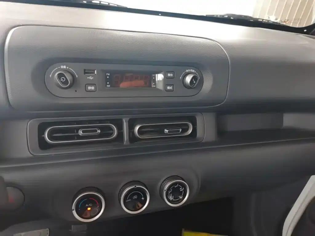 Wuling Sunshine New Energy 2025 Model 305km/h Progressive Edition — миниатюра 13