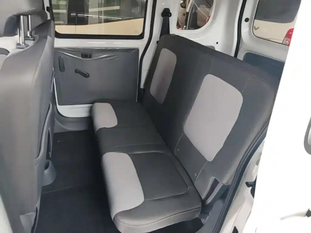 Wuling Sunshine New Energy 2025 Model 305km/h Progressive Edition — миниатюра 17