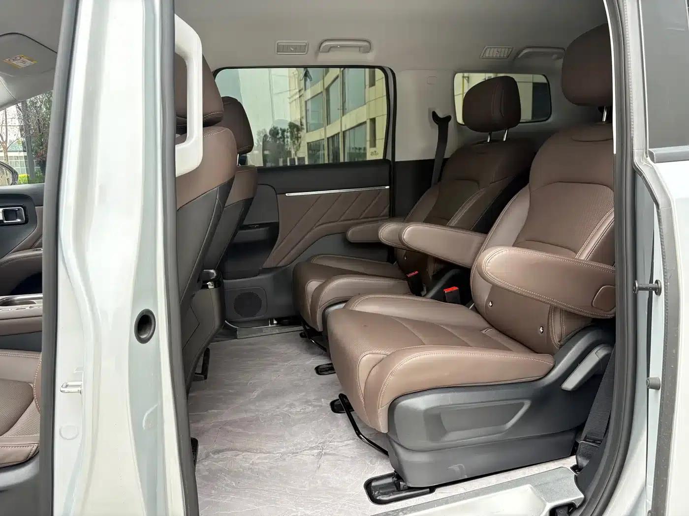 Starlight 730 2025 1.5T CVT Elite — миниатюра 5