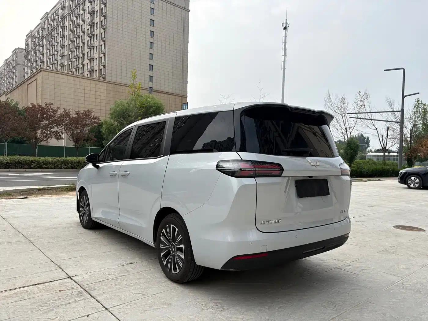 Starlight 730 2025 1.5T CVT Elite — миниатюра 10