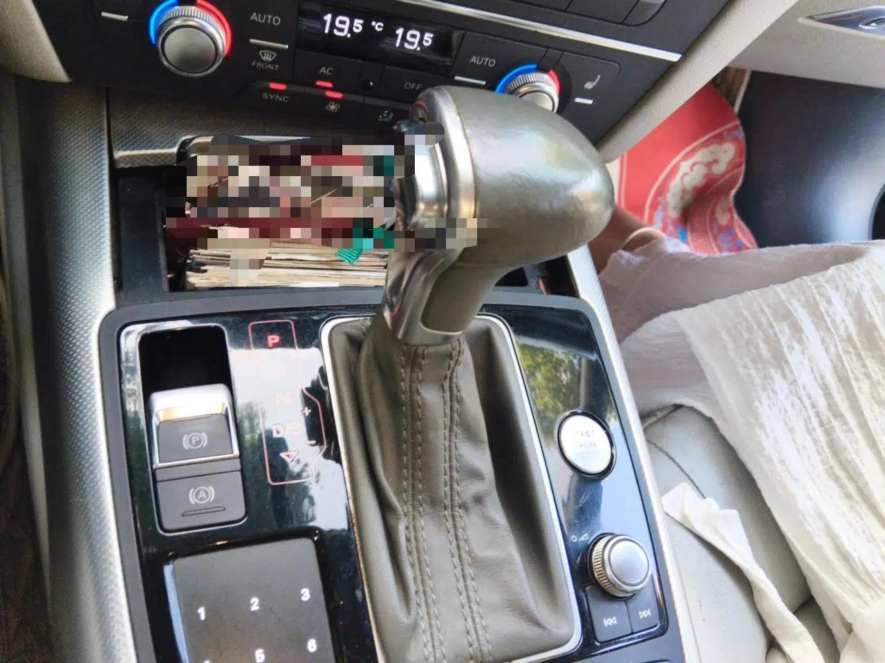 Audi A6L 2012 TFSI Comfort Model — миниатюра 14