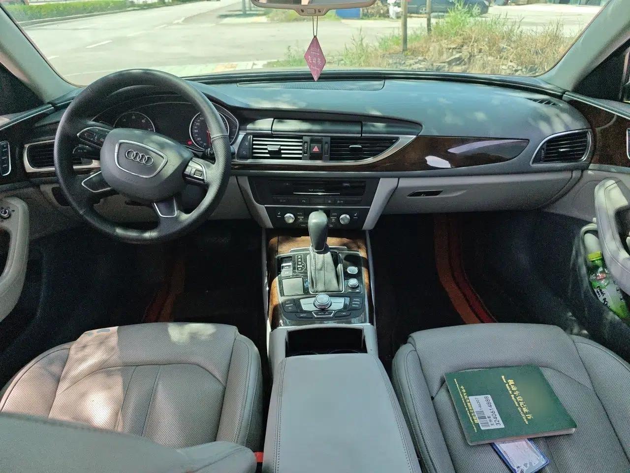 Audi A6L 2012 35 FSI Comfort Model — миниатюра 9