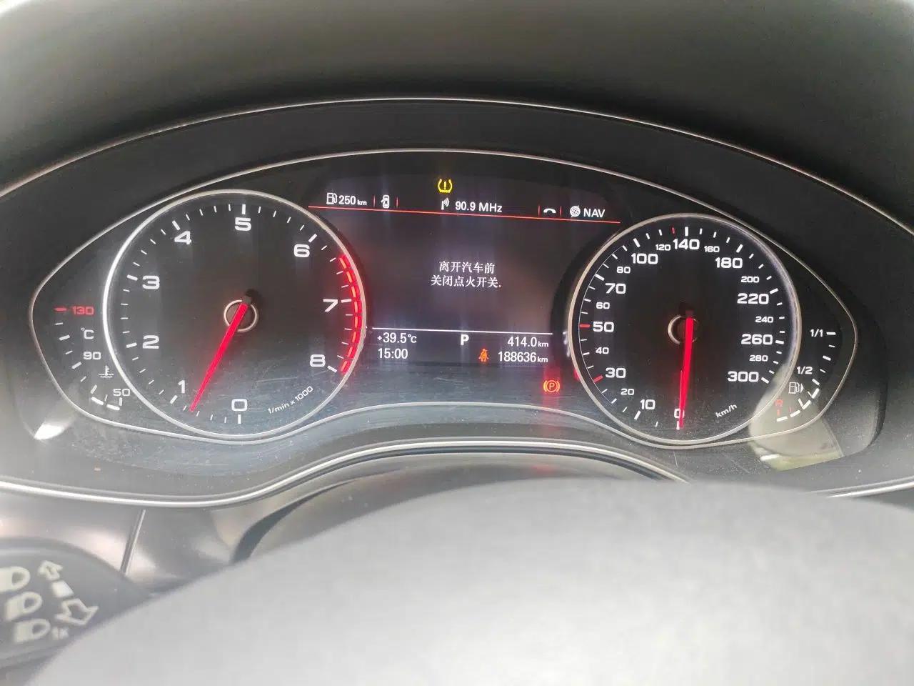 Audi A6L 2012 30 FSI Comfort Model — миниатюра 11