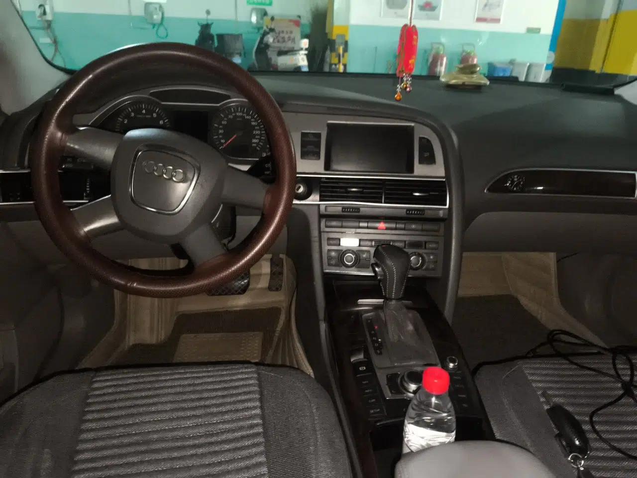 Audi A6L 2005 2.4L Comfort Edition — миниатюра 9