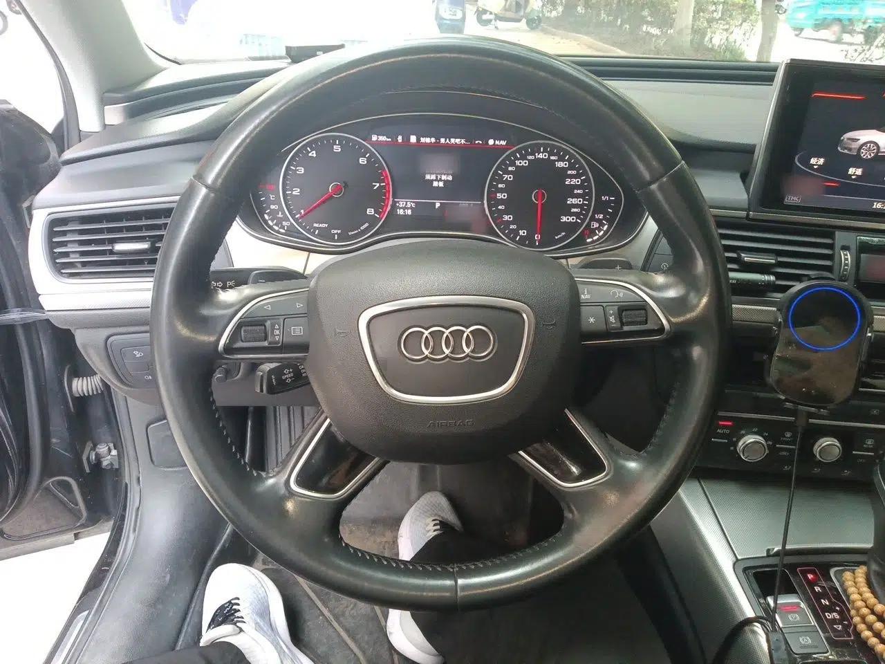 Audi A6L 2018 30th Anniversary Edition TFSI Trendy Model — миниатюра 10