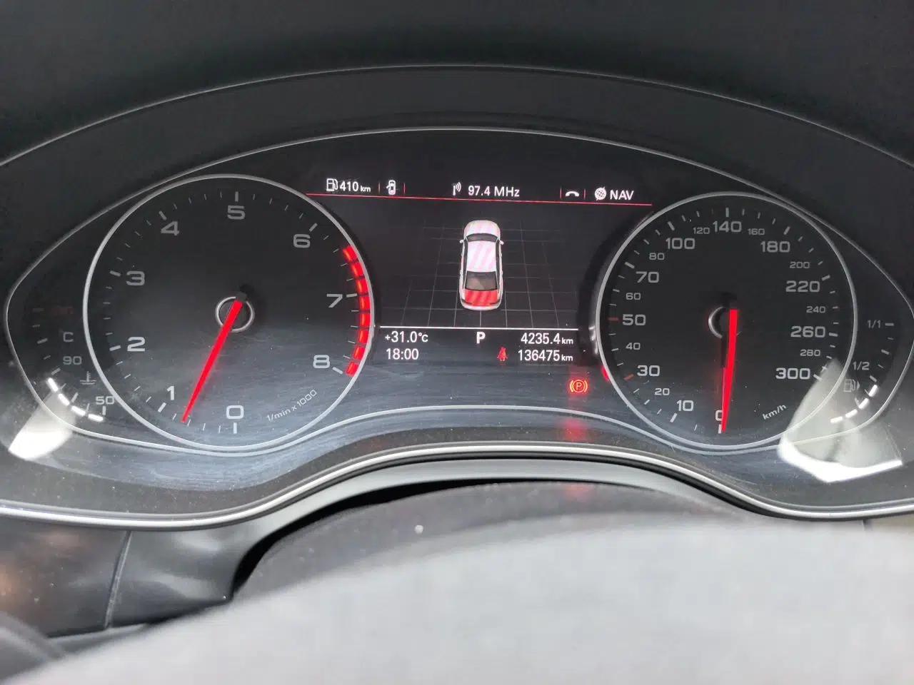 Audi A6L 2015 30 FSI Millionth Anniversary Comfort Model — миниатюра 12