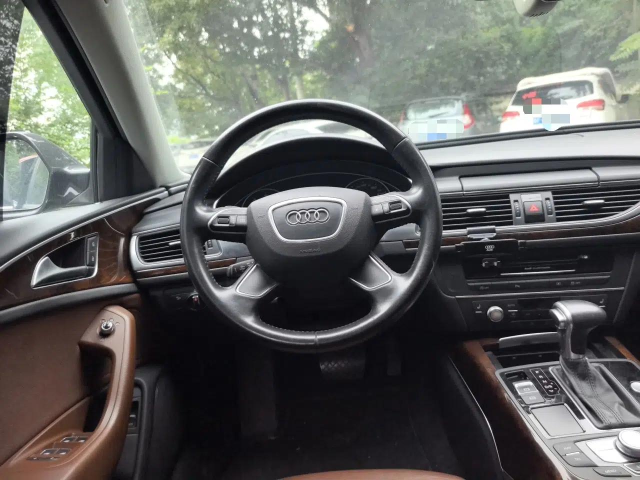 Audi A6L 2015 30 FSI Millionth Anniversary Comfort Model — миниатюра 10