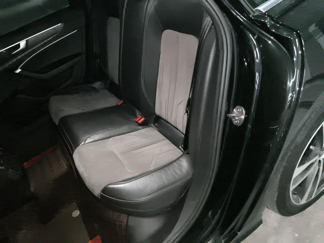 Audi A6L 2022 40 TFSI Luxury Dynamic Model — миниатюра 17