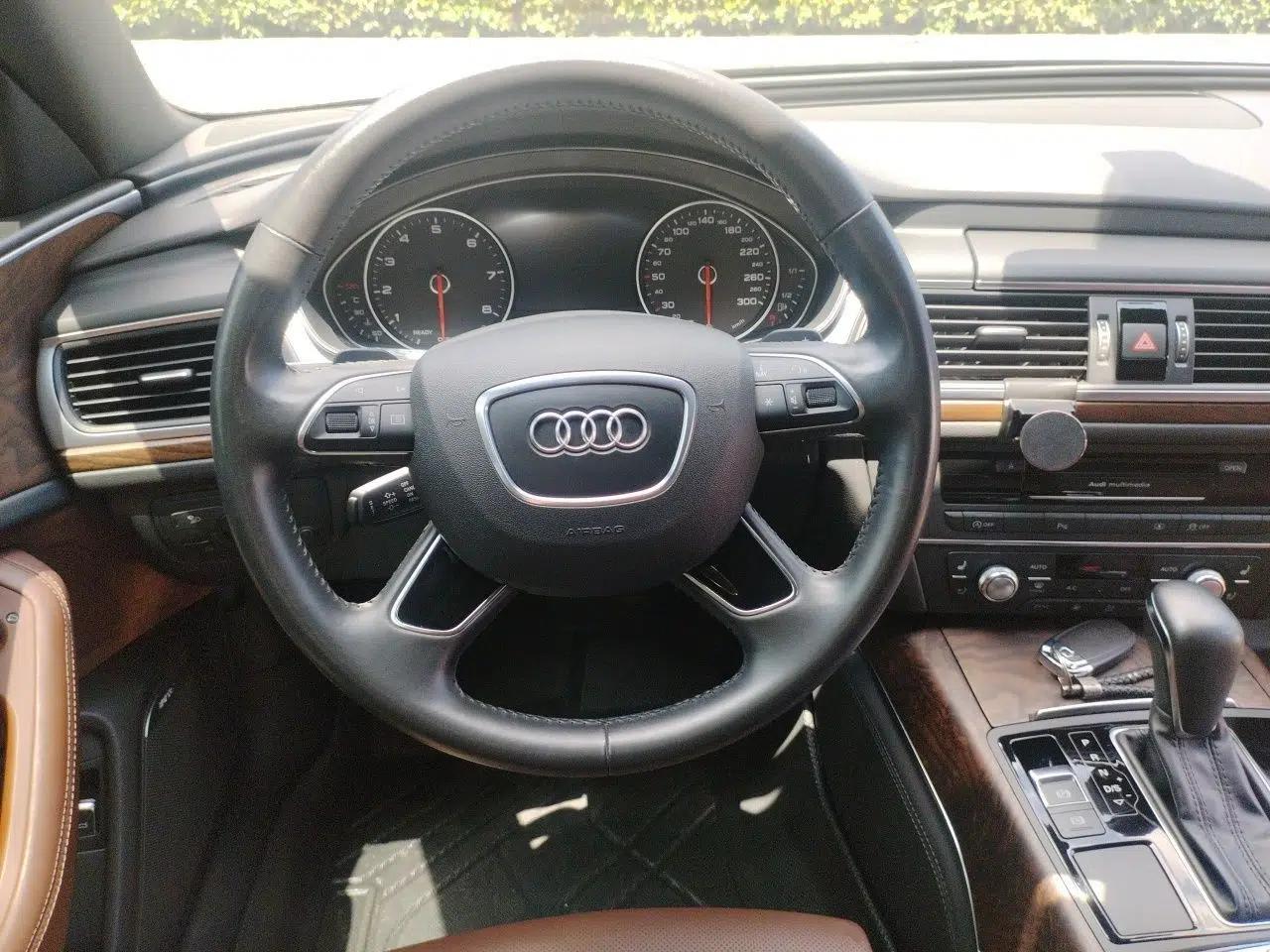 Audi A6L 2018 30th Anniversary Edition 45 TFSI quattro Luxury Model — миниатюра 10
