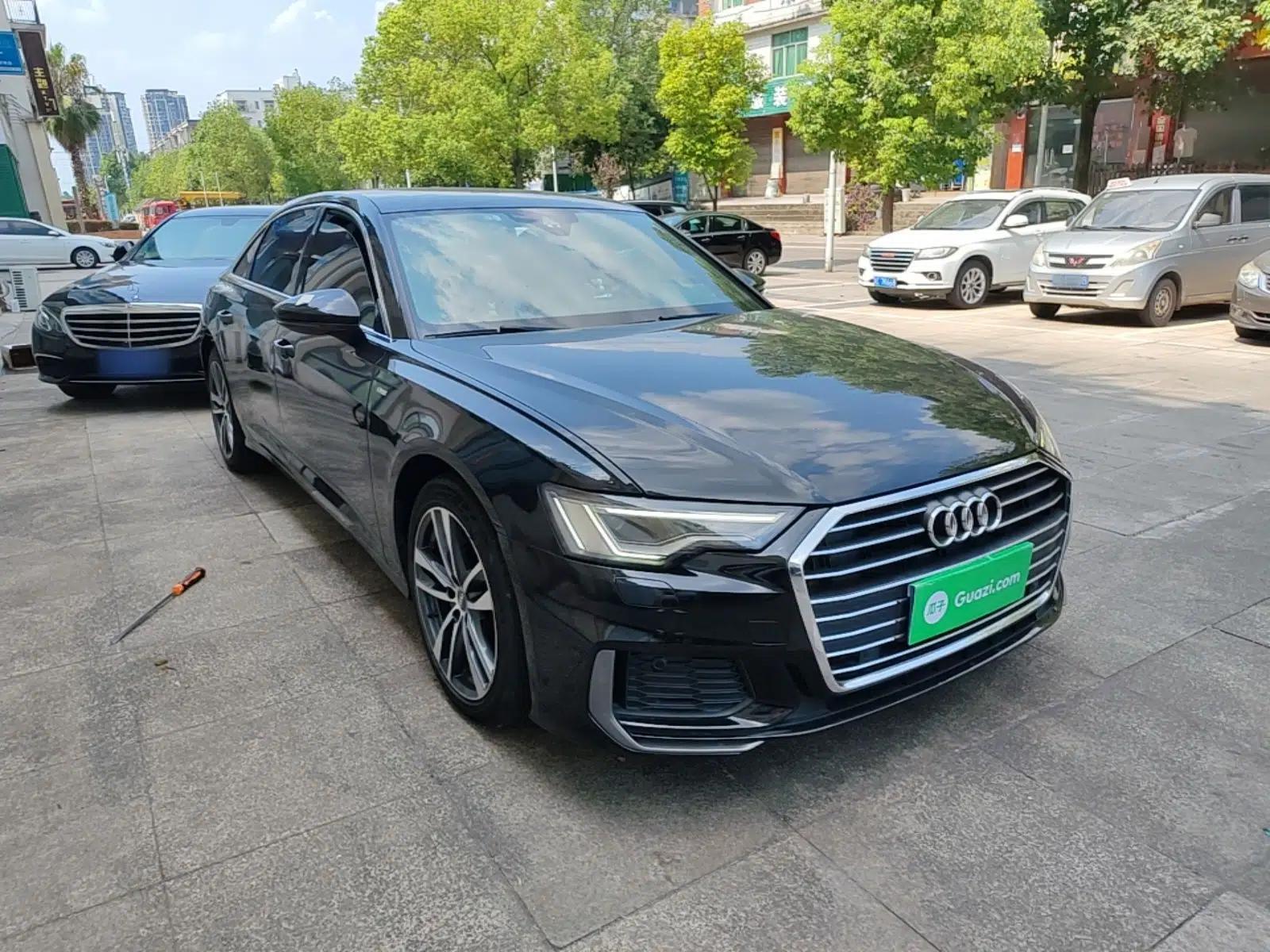 Audi A6L 2019 40 TFSI Luxury Dynamic Model — миниатюра 3