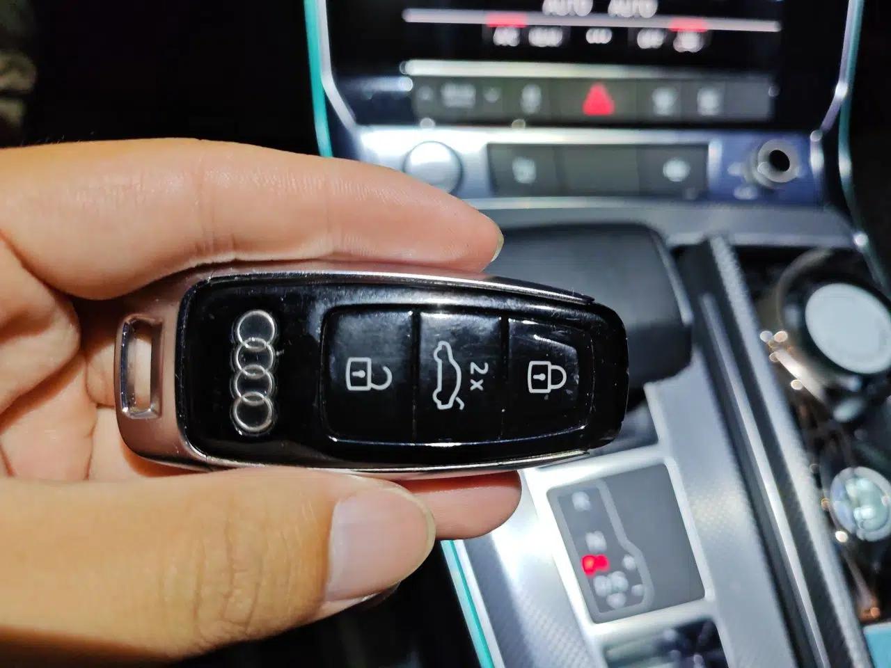 Audi A6L New Energy 2020 55 TFSI e quattro — миниатюра 17
