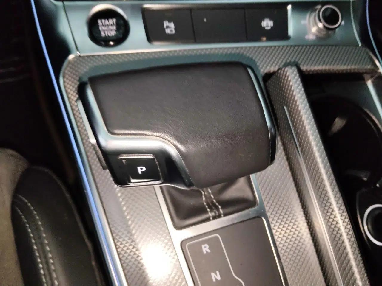 Audi A6L 2021 45 TFSI quattro Prestige Dynamic Edition — миниатюра 14