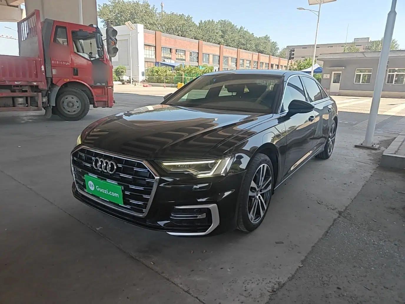 Audi A6L 2023 Revised 40 TFSI Luxury Dynamic Edition — миниатюра 1