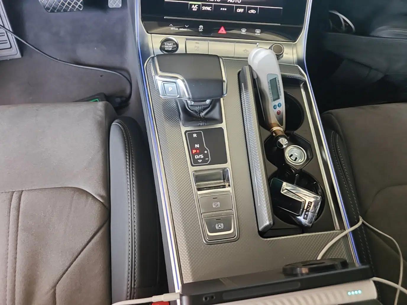 Audi A6L 2023 Revised 40 TFSI Luxury Dynamic Edition — миниатюра 16