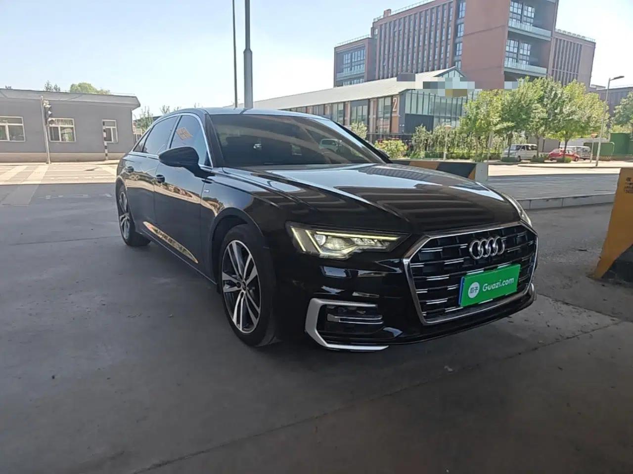 Audi A6L 2023 Revised 40 TFSI Luxury Dynamic Edition — миниатюра 3