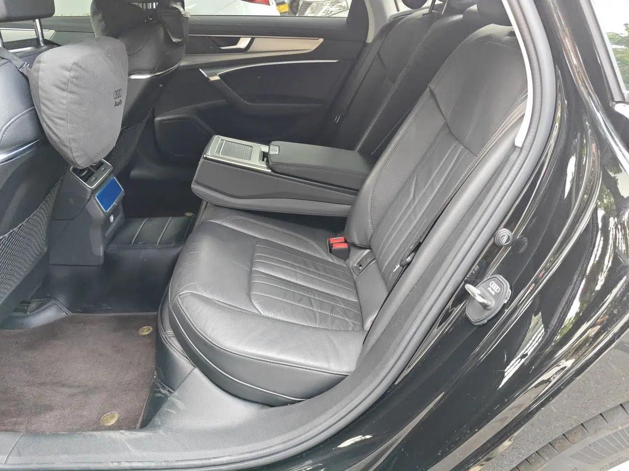 Audi A6L 2022 45 TFSI Prestige Elegant Edition — миниатюра 17