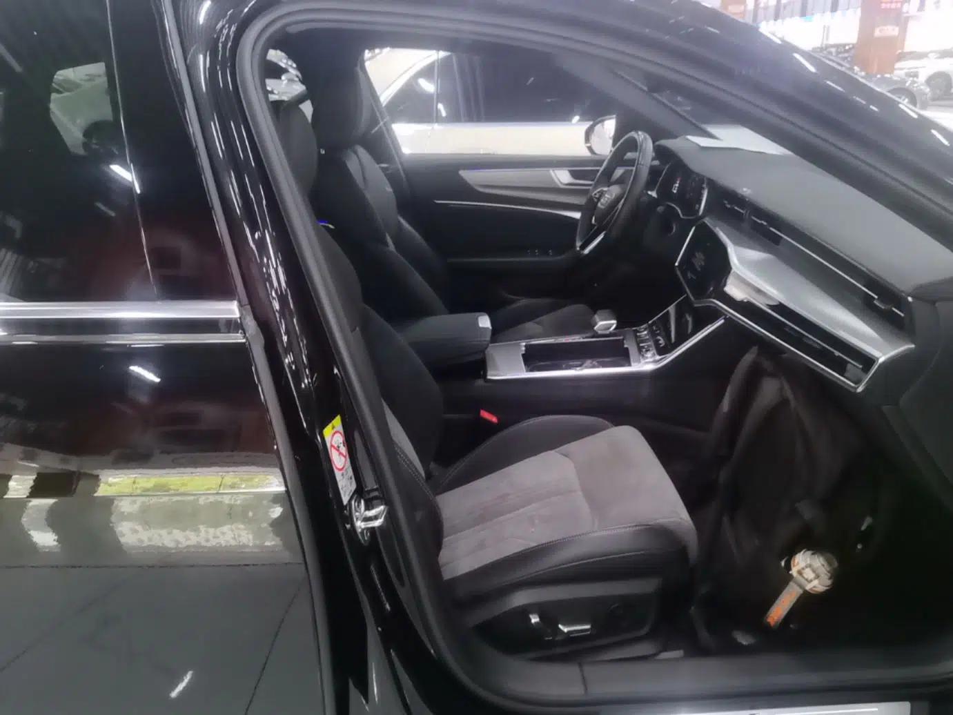 Audi A6L 2024 40 TFSI Luxury Dynamic Edition — миниатюра 19