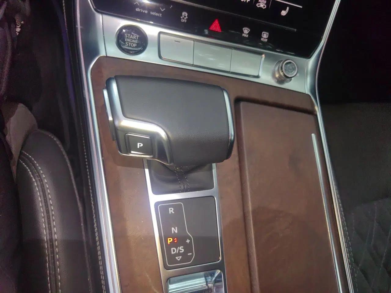 Audi A6L 2023 55 TFSI quattro Flagship Dynamic Edition — миниатюра 14