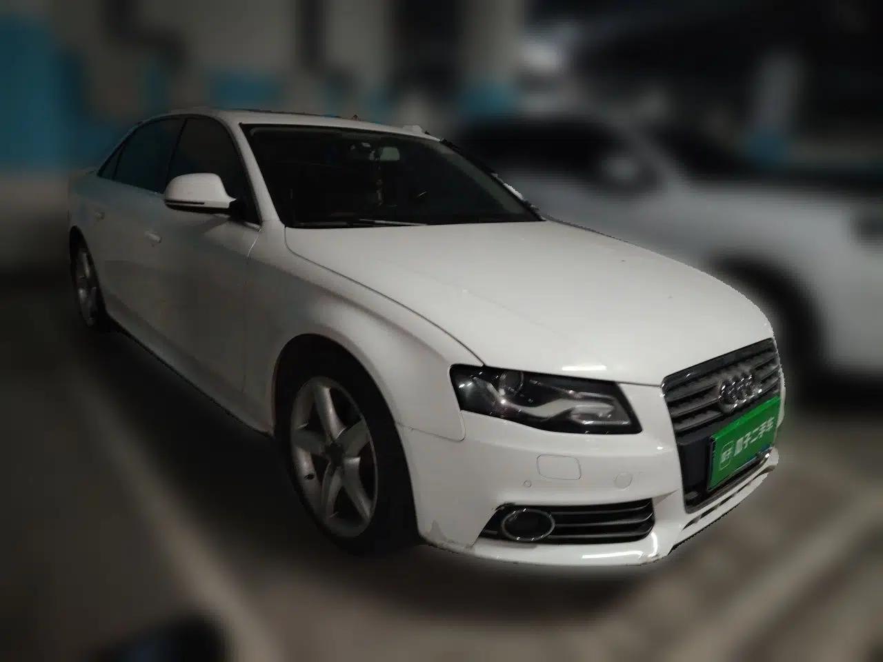 Audi A4L 2012 2.0 TFSI automatic Comfort trim level — миниатюра 3