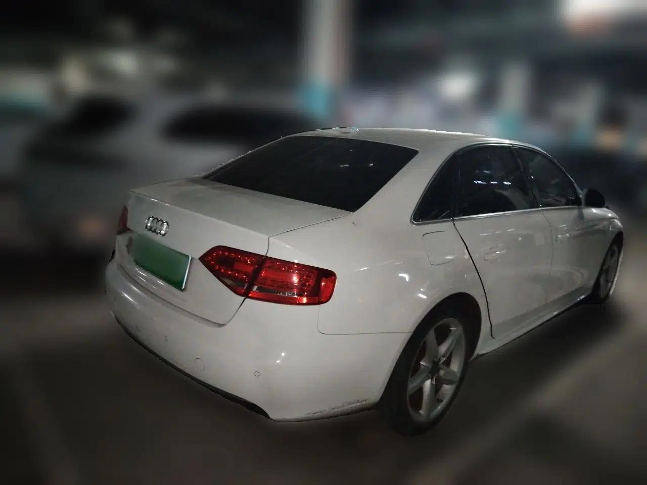 Audi A4L 2012 2.0 TFSI automatic Comfort trim level — миниатюра 6